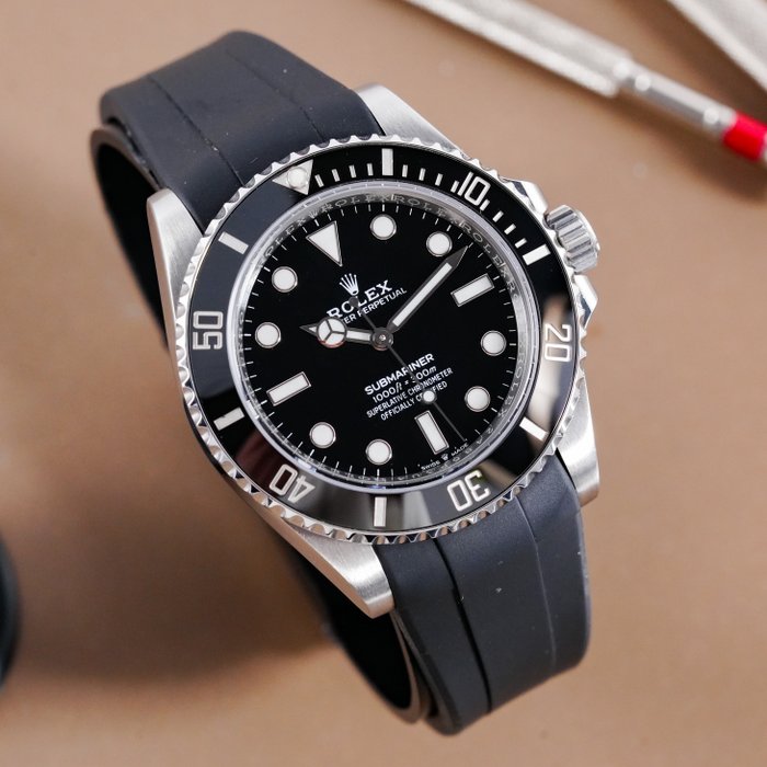 Rolex - Submariner No Date - 124060 - Mænd - 2011-nu