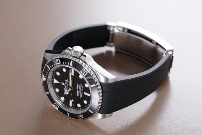 Rolex - Submariner No Date - 124060 - Mænd - 2011-nu