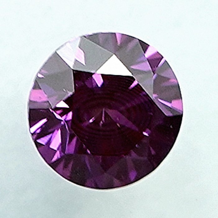 1 pcs Diamant  (Farvebehandlet)  - 022 ct - Fancy vivid Rosa Lilla - VS2 - International Gemological Institute (IGI)