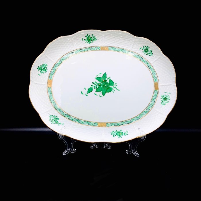 Herend - Large Serving Platter (315 cm) - "Chinese Apponyi Green" - Platte - Håndmalet porcelæn