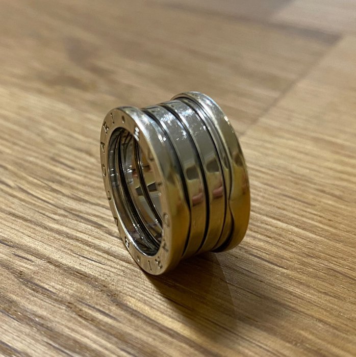 Bvlgari - Ring - B.zero 1 - 18 kraat Hvidguld