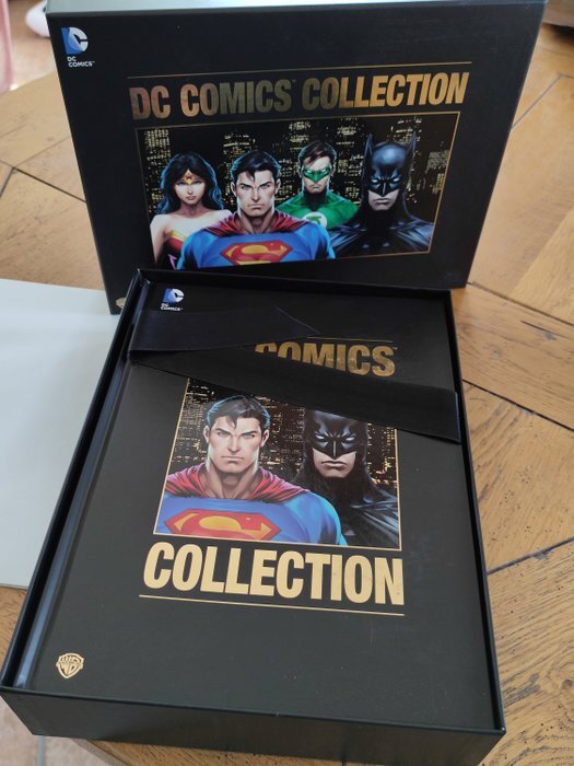 The Golden Age DC Comics Collection + suppléments - C - 1 Boks - Begrænset udgave - 2016