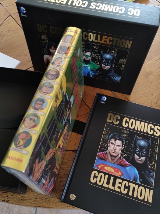 The Golden Age DC Comics Collection + suppléments - C - 1 Boks - Begrænset udgave - 2016