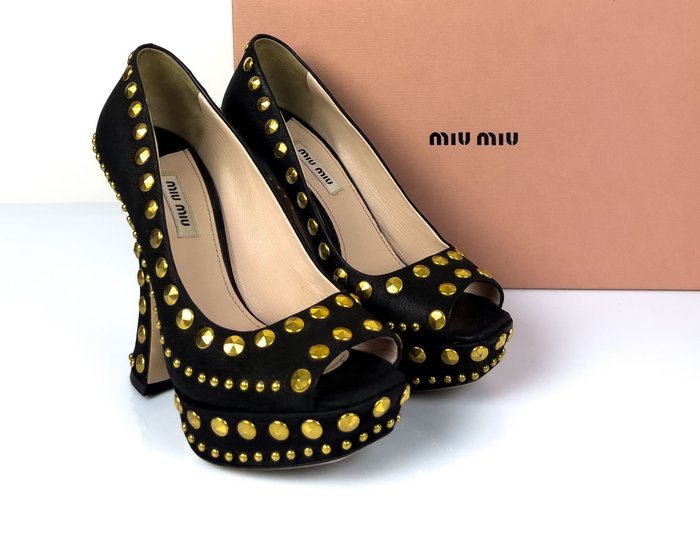 Miu Miu - Pumps - Størelse: Shoes / EU 37.5