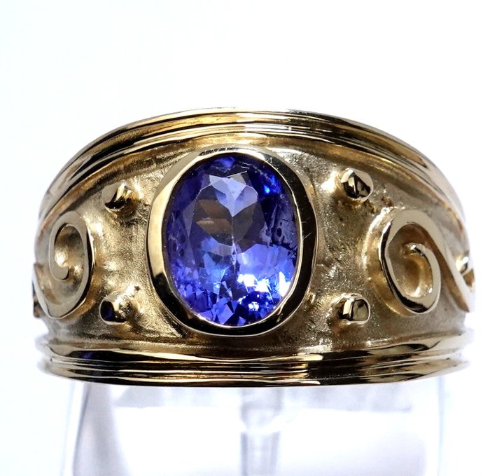 Ring - 14 karat Gulguld -  135ct tw Tanzanit