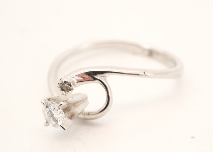 Ring - 14 karat Hvidguld Diamant (Natur)