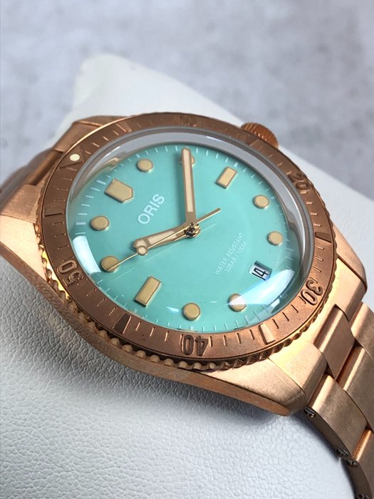 Oris - Divers Sixty-Five Cotton Candy Bronze Automatic - 01 733 7771 3157-07 8 19 15 - Mænd - 2011-nu