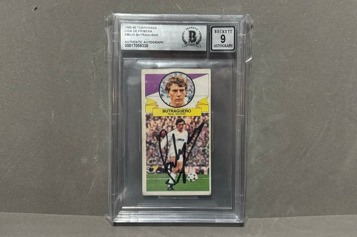 1985 Ediciones Este Liga Emilio Butragueño Rookie 2nd Year - Hand Signed Beckett Authentic Autograph 9 - 1 Graded card