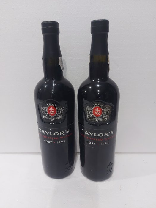 1994  1995 Taylor's - Douro Late Bottled Vintage Port - 2 Flasker (075 L)