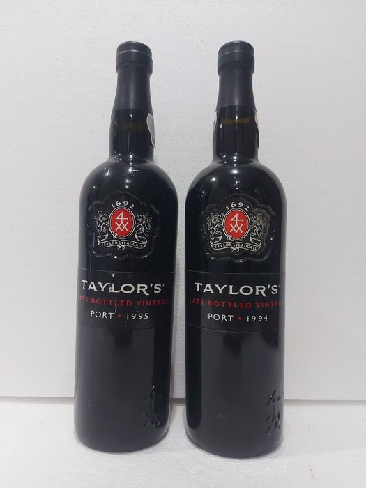 1994  1995 Taylor's - Douro Late Bottled Vintage Port - 2 Flasker (075 L)