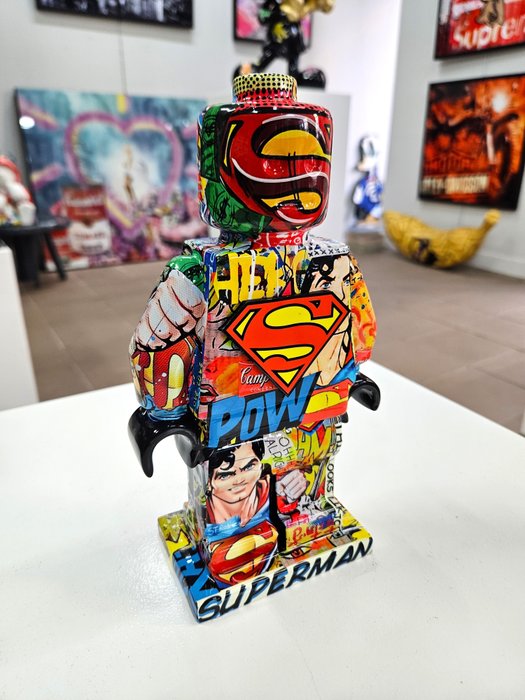 Patryk Konrad - Patryk Konrad - Lego inspired Batman Vs. Superman sculpture - limited edition