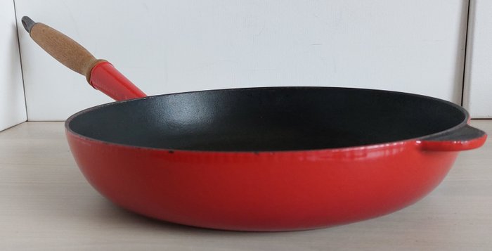 Le Creuset, Cousances - Kasserolle - Støbejern, Teaktræ - fransk lavet