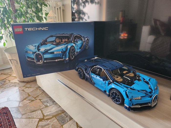 Lego - Technic - Lego Technic Bugatti Chiron 42083