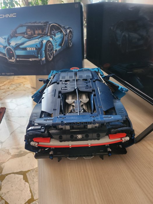 Lego - Technic - Lego Technic Bugatti Chiron 42083