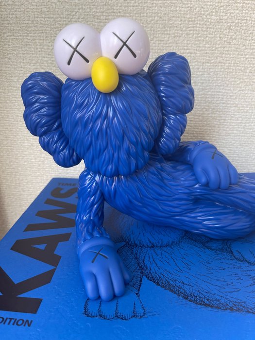 Kaws (1974) - Time Off (blue)