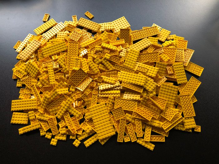 Lego - Geen serie - LEGO Partij gele platte plaatjes in diverse maten 1000 gram