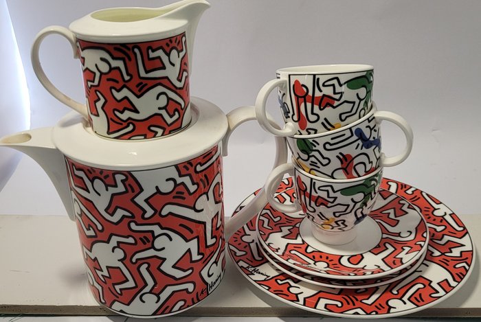 Keith Haring (1958-1990) - Set of 8 items Keith Haring Spirit of Art