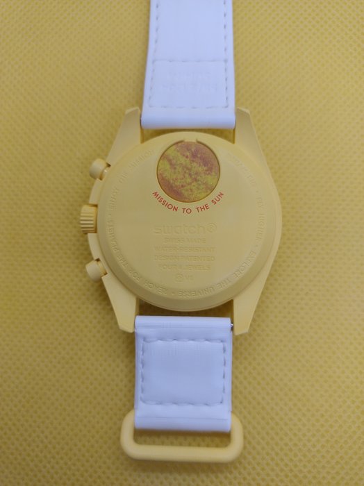 Swatch - MoonSwatch - Mission to the Sun - Ingen mindstepris - Unisex - 2011-nu