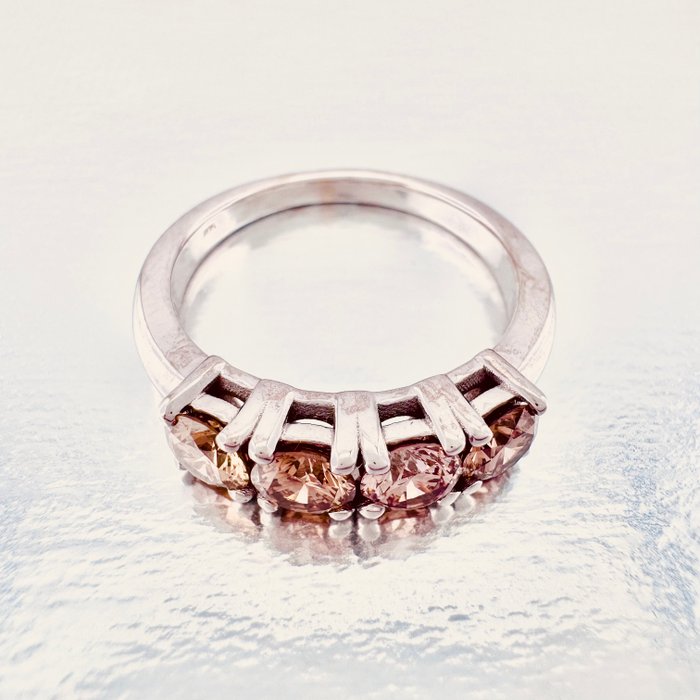 Ring - 14 karat Hvidguld -  1.22ct. tw. Blandede farver Diamant (Naturfarvet) - ( NATURLIG )