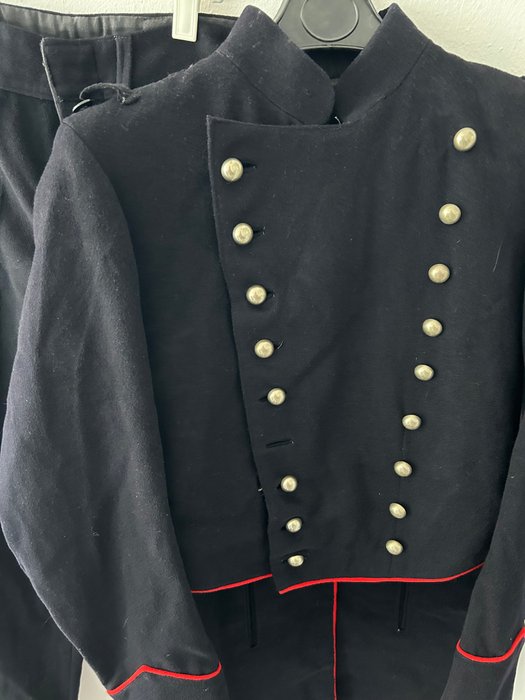 Italien - Politikorps - Militæruniform - Carabinieri gallauniform