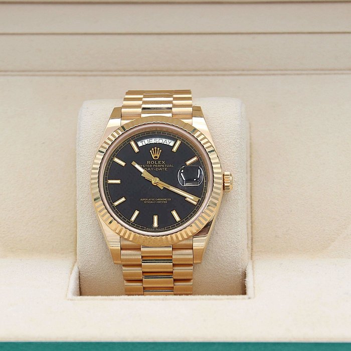 Rolex - Day-Date - 228238 - Mænd - 2011-nu