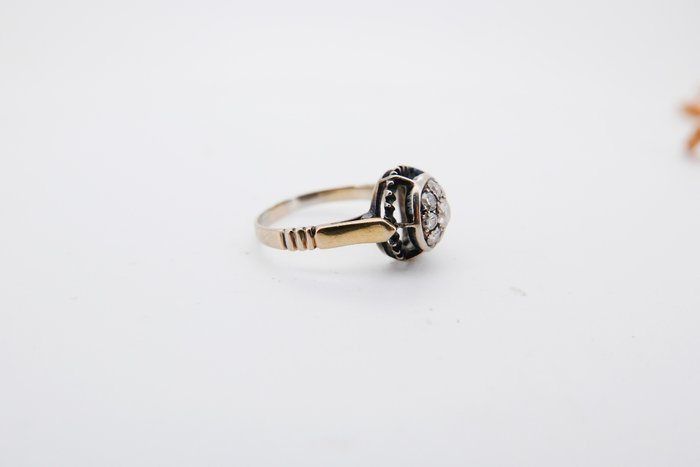 Ring - 19,2 kt. Hvidguld Diamant (Natur)