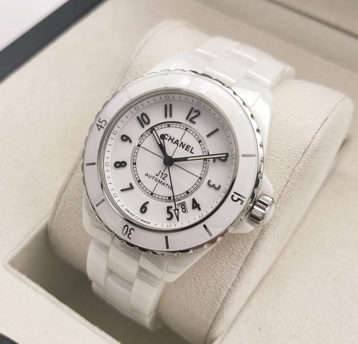 Chanel - J12 Automatic Calibre 12.1 - H5700 - Unisex - 2020+