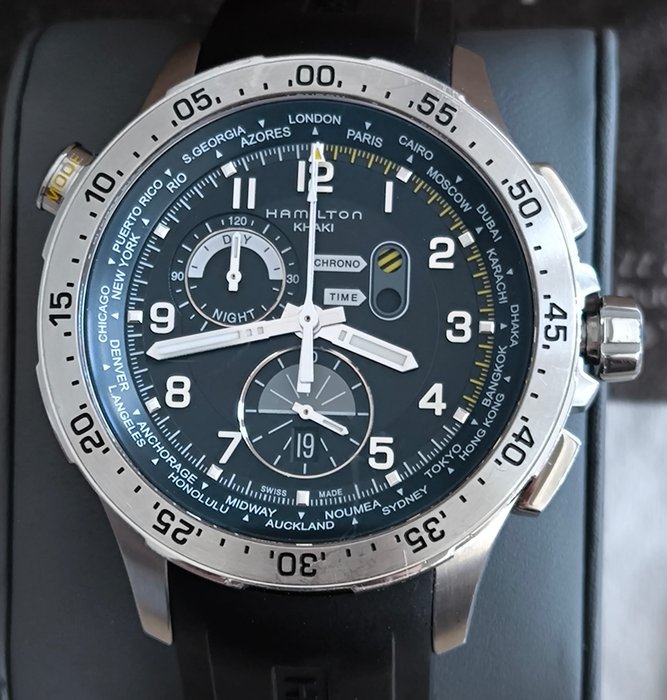 Hamilton - Khaki Aviation GMT Chrono - H767140 - Mænd - 2011-nu