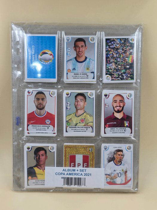 Panini - Copa America Argentina 2021 - 1 Empty album + complete loose sticker set