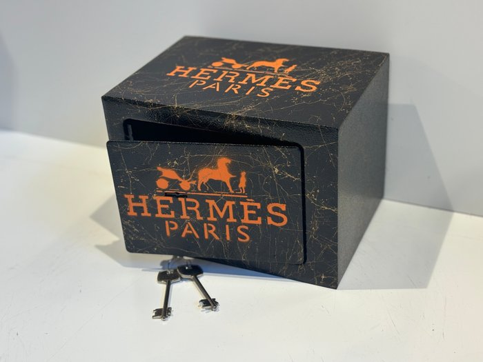 Rob VanMore - Hermes Paris Vault