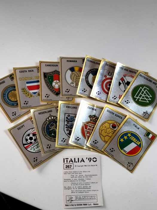 Panini - World Cup Italia 90 - Different foil badges - 15 Loose stickers