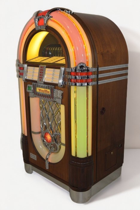 Wurlitzer - Wurlitzer 1015 Jukebox