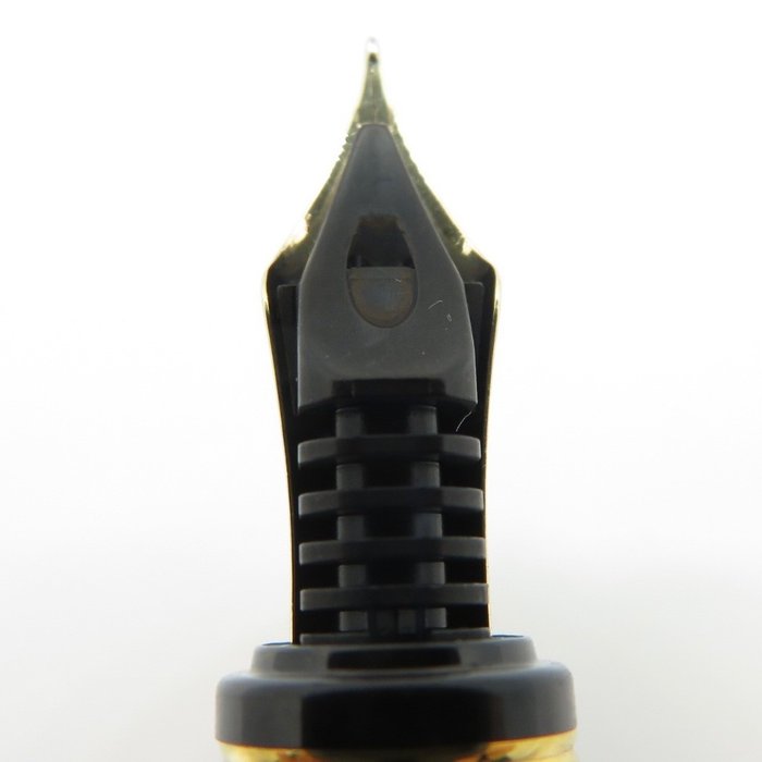 Pilot - Grance (Marble Black  Red) - 14K gold nib (F) - Fyldepen