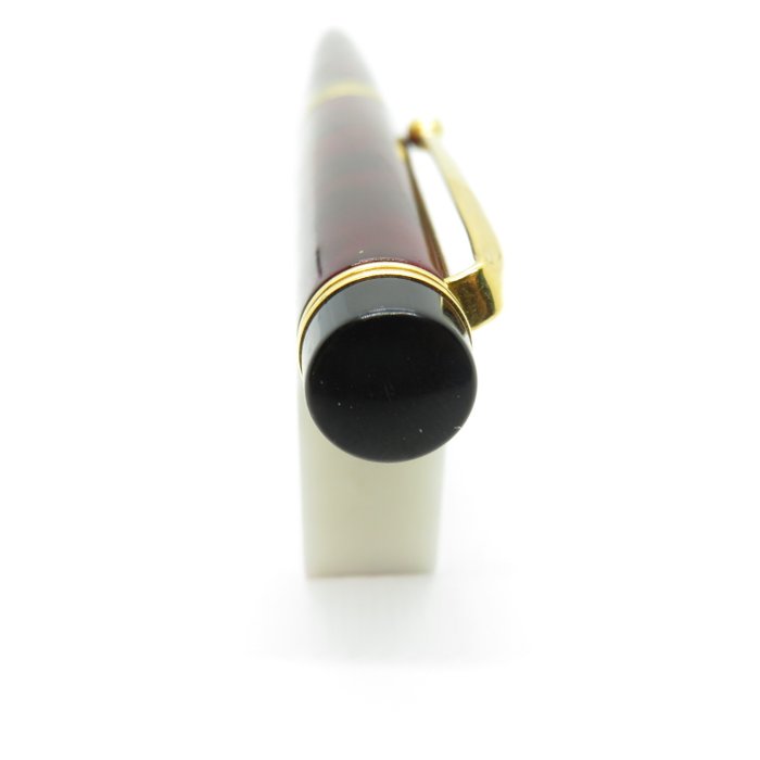 Pilot - Grance (Marble Black  Red) - 14K gold nib (F) - Fyldepen