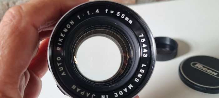 Ricoh AUTO RIKENON 14/55mm met originele afdekdoppen Prime objektiv