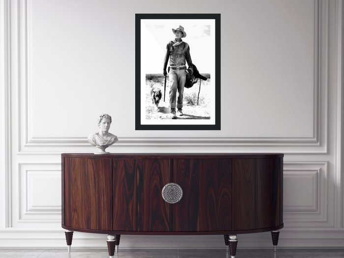 £John Wayne - Hondo (1953) - Fine Art Photography - Luxury Wooden Framed 70X50 cm - Limited Edition Nr 01 of 30 - Serial ID 17205 - Original Certificate (COA), Hologram Logo Editor and QR Code - 100% New items.