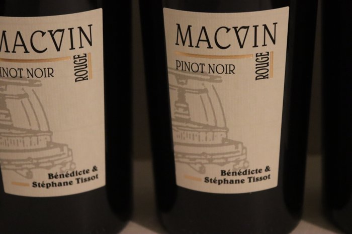 2018 Domaine Tissot Macvin Pinot Noir - Jura - 5 Flasker (075 L)