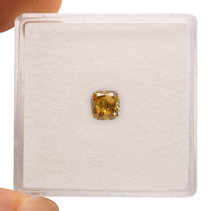 1 pcs Diamant  (Naturfarvet)  - 0.53 ct - Fancy deep Brunlig Gul - VS1 - Gemological Institute of America (GIA)