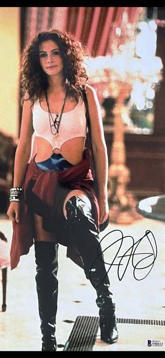 Pretty Woman - Signed by Julia Roberts (Vivian)