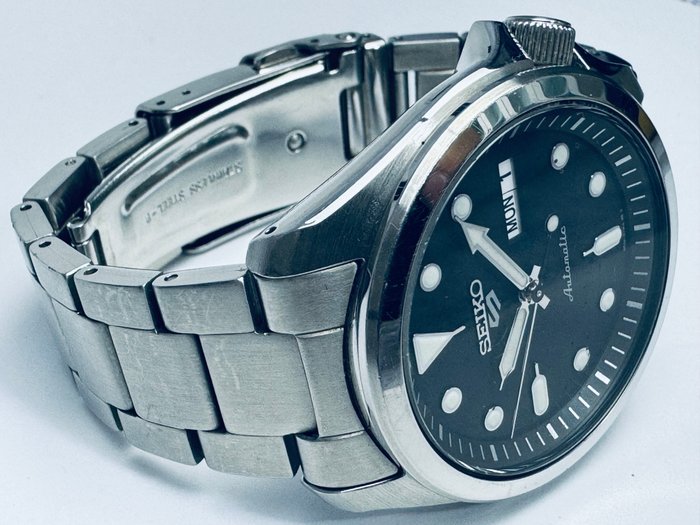 Seiko - S - Ingen mindstepris - 4R36-08L0 - Mænd - 2020+