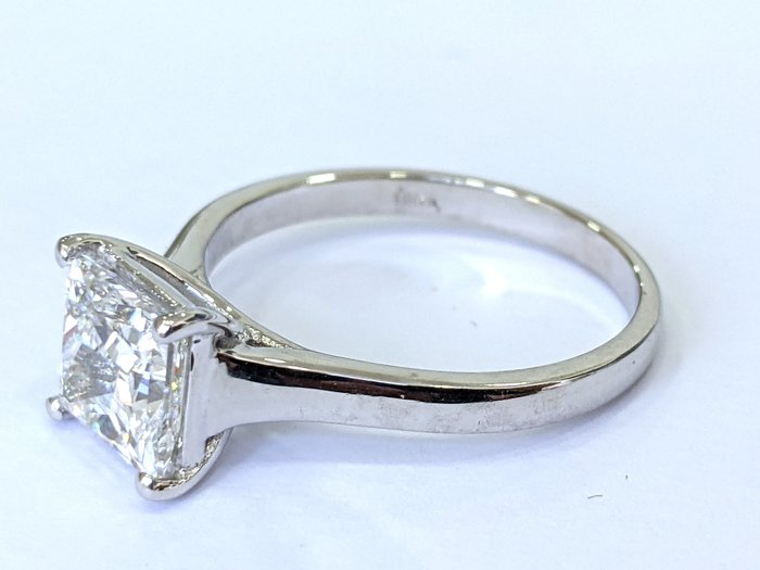 Ingen mindstepris - Ring - 14 karat Hvidguld -  2.30ct. tw. Diamant (Laboratoriedyrket) - F VS1 IGI Certificeret