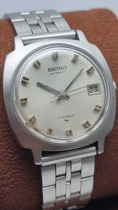 Seiko - 7005 - Ingen mindstepris - Mænd - 1970-1979