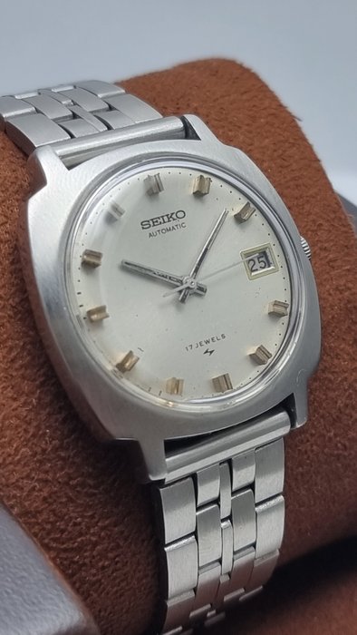 Seiko - 7005 - Ingen mindstepris - Mænd - 1970-1979