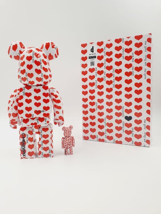 Medicom Toy  x  Amplifier - Be@rbrick Amplifier  Red Heart Chrome  400％ and 100%  Bearbrick 2023