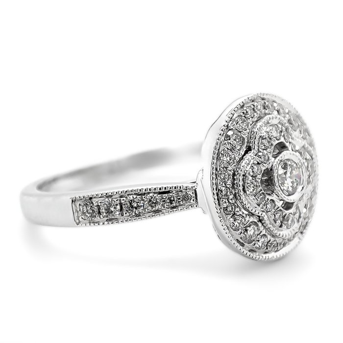 Ring - 14 karat Hvidguld -  0.72ct. tw. Diamant (Natur)