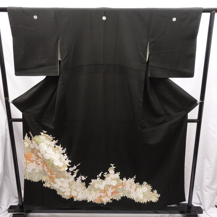 Tomesode "留袖" / kimono - Silke - Japan - Shōwa-periode - Heisei-periode