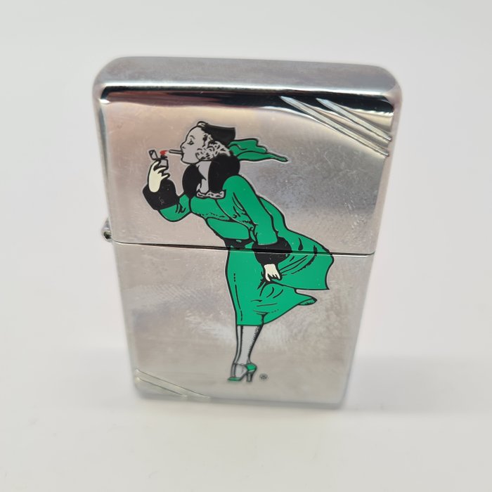 Zippo - Windy / Varga Girl - Lighter - Messing