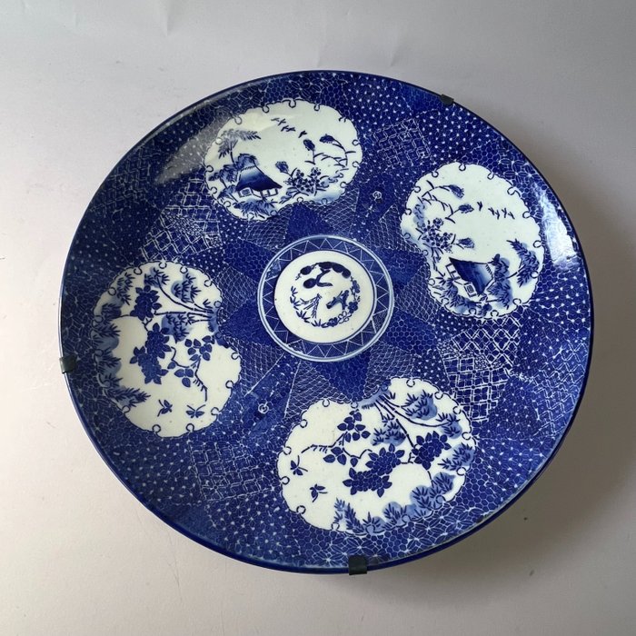 Tallerken - XL -Japanse Sometsuke - Blue  white - Imari wallplate - 1900's - Porcelæn