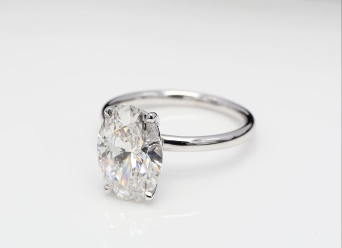 Ring - 18 kraat Hvidguld -  3.08ct. tw. Diamant (Laboratoriedyrket) - Oval F-VVS2