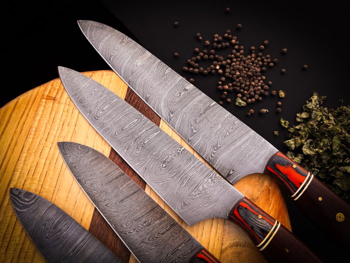 Black Smith - Køkkenkniv - Chef's knife -  Kicthen kokkeknive sæt Formål daglig brug indendørs og udendørs - Alaskan Pakka Wood  Natural Rose Wood - Förenta staterna - Køkken kok og grill sæt